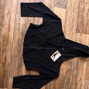 Naked wardrobe size 1X long sleeve crop black -no longer has tags!